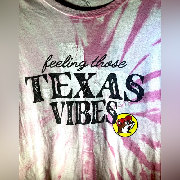 Feeling Those Texas Vibes Buc-ees  T-Shirt Size M - Picture 2 of 6